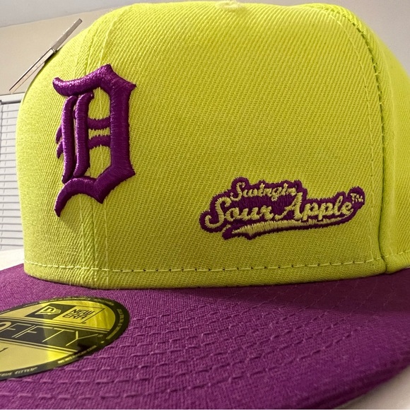 New Era 59Fifty Detroit Tigers Big League Chew Swingin Sour Apple with pin! RARE - Picture 6 of 7